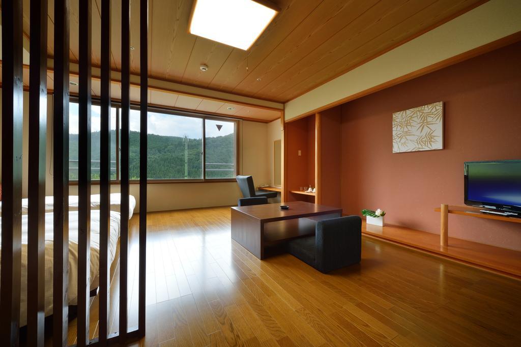 Oirase Mori No Hotel โทวาดะ ภายนอก รูปภาพ
